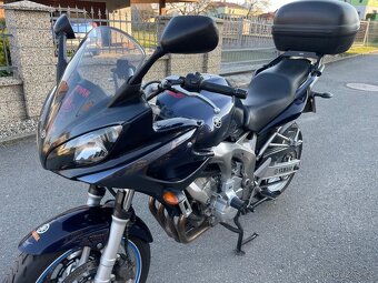 Yamaha Fazer 600 - 8
