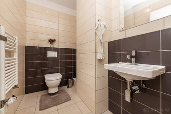 Luxusní byt 3+1 se zahradou na rozhraní Košíř a Smíchova - 8
