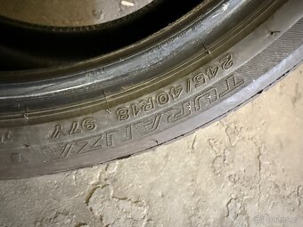 4x Letní pneu Bridgestone Turanza z Mercedesu 18" - 8