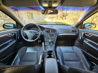 Volvo S60 2.4T 177kw AWD automat LPG (po rozvodech). - 8