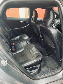 Volvo v40 R Design - 8