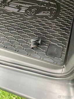Berlingo 1.5 BlueHDi 100S&S MAN FEEL, Zelená AQUA - 8