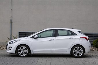 Hyundai i30 1.6CRDi style /aj na splátky/ - 8