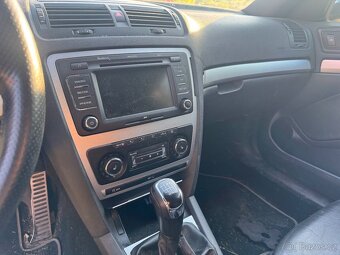 Škoda octavia 2 RS combi 2.0tdi 125kw CR pouze dily - 8