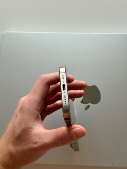 iPhone 16 Pro 256GB v TOP stavu - 8