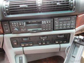 BMW E32 750 i V12, 322 t.km,2 majitel, prav.servis - 8