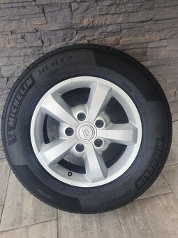 KIA SORENTO ORIGINÁLNÍ ALU KOLA 245/65/17 111H - 8