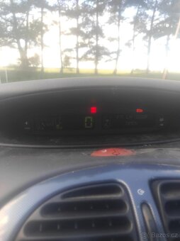 Citroen Xsara Picasso 1.8. benzín - 8