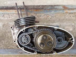 ND jawa čz kývačka držák motoru náhon plyn osa kolo stupačka - 8