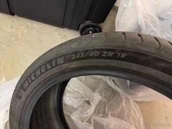 Michelin PILOT SPORT 5 - 275/35 ZR19 a 245/50 ZR19 - 8