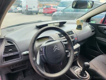 Citroën C4,1.4i,65kw, rok 2005,najeto 220tis km. - 8