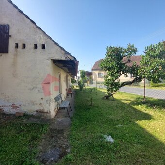 Pronájem chalupy 2+1 se zahradou a garáží v Kucínech u Přešt - 8