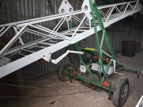 Výsuvný pojízdný žebřík ZD 12 - 8