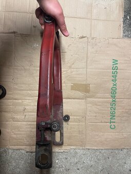 Díly na jawa panelka,skútr “prase” a péráka - 8