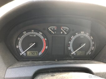 ŠKODA Fabia Kombi – rok 2005 – 330 000 km – 1.2 HTP 47 kW - 8