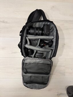 Sony a6400 + Tamron 17-70mm f2.8 - 8