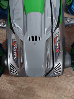 RC Akrobatické autíčko Vortex - 8