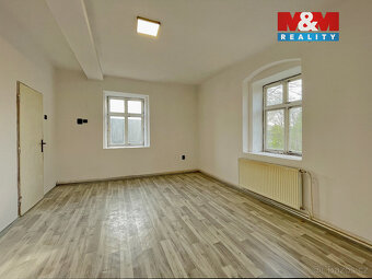 Prodej bytu 3+1, 78 m², Chrastava, ul. Školní - 8