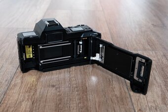 Chinon CP-7m + Chinon auto 50mm f/1.9 - (Pentax K) - 8