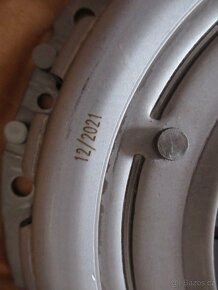 Přítlačák + spojkové ložisko BMW E46 - 8