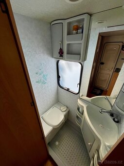 Prodám Adrii Unica A542 PK, 4 pevná lůžka - 8