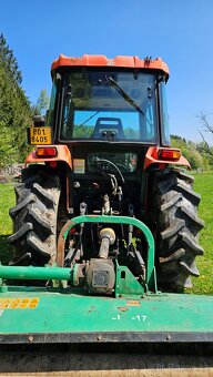 Traktor KIOTI DK551C - 8