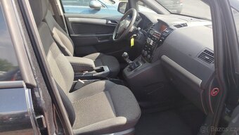 Opel Zafira 1.8 16v 2013 7 míst ++ bez koroze ++ - 8