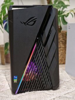 Výkonný herní počítač Asus ROG Strix RTX 3080 - 8