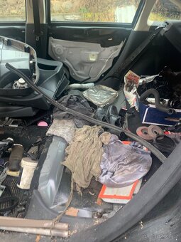 Citroen c4 1,6 hdi 80kw na ND - 8