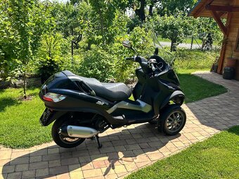 Piaggio MP3 250ie - 8