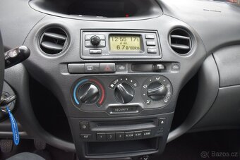 Toyota Yaris 1.0 VVTi r.v.2005 BEZ KOROZE - 8