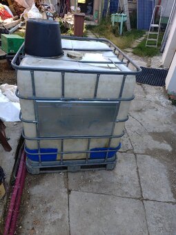 ibc kontejnery stav 90% - 8