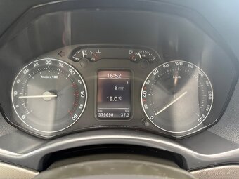 Škoda Octavia 2 2,0 tdi 103kw combi - 8