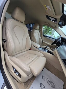 BMW 530i XDRIVE 185kW AUTOMAT 2018 AdaptLED NAVI KAMERA -DPH - 8