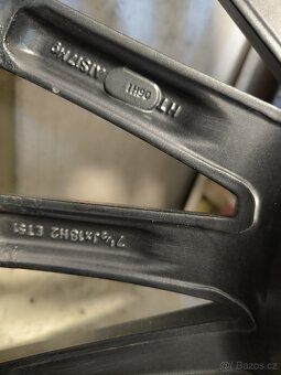 ALU kola Škoda Octavia III 5x112 r18, Originál, pneu 7mm - 8
