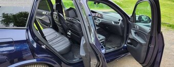 BMW X5, M50d ČR INDIVIDUAL M-SPORT TAŽNÉ - 8