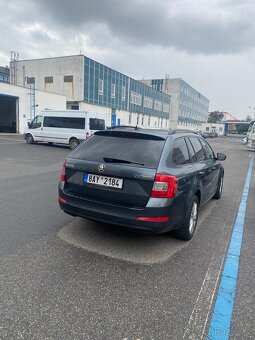 Oktavia A7 2016 DSG - 8