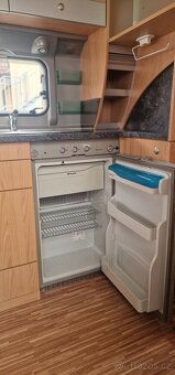 Burstner Belcanto, mover, baterie, nový předstan, nezatéká - 8