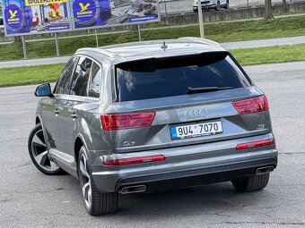 Audi q7 S-line 3.0tdi 200kwt max výbava - 8