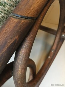 Starožitné houpací křeslo Thonet - 8