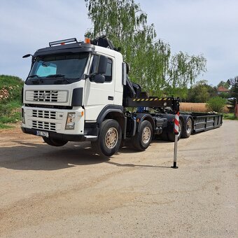 Volvo FM 440 8x4 nosič kontejnerů s rukou HIAB220C5 - 8