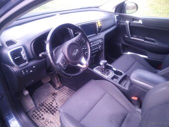Kia Sportage - 8