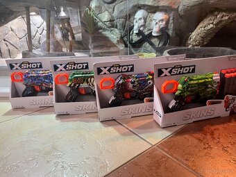 PĚNOVÁ PISTOLE NERF XSHOT N.O.V.Á. - 8