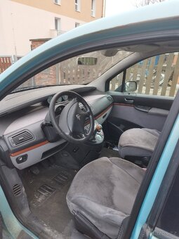 Citroën C8 - 8