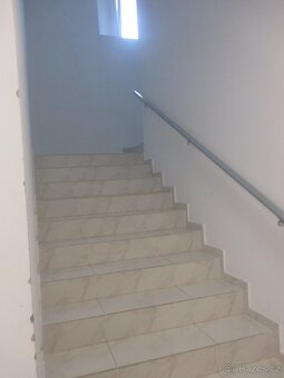 Pronájem kancelářských a obchodních prostor, kanceláří 103m - 8
