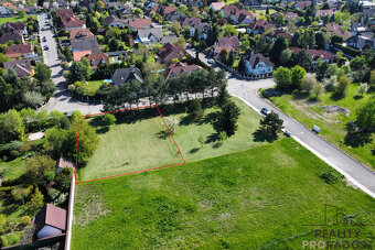 Prodej krásného pozemku pro bydlení, 1142 m2, Ořech, Praha - - 8