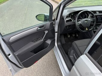 VW Touran 2.0TDi r.v.2020 manuál 110kw panorama el. tažné - 8