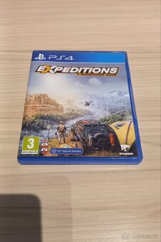 Playstation 4 Pro + 9 her - 8
