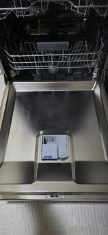 Myčka nádobí Beko DFN28422X - 8