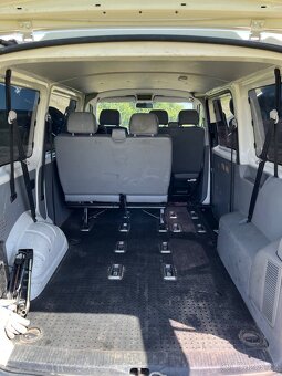 Volkswagen Transporter T5 - 8